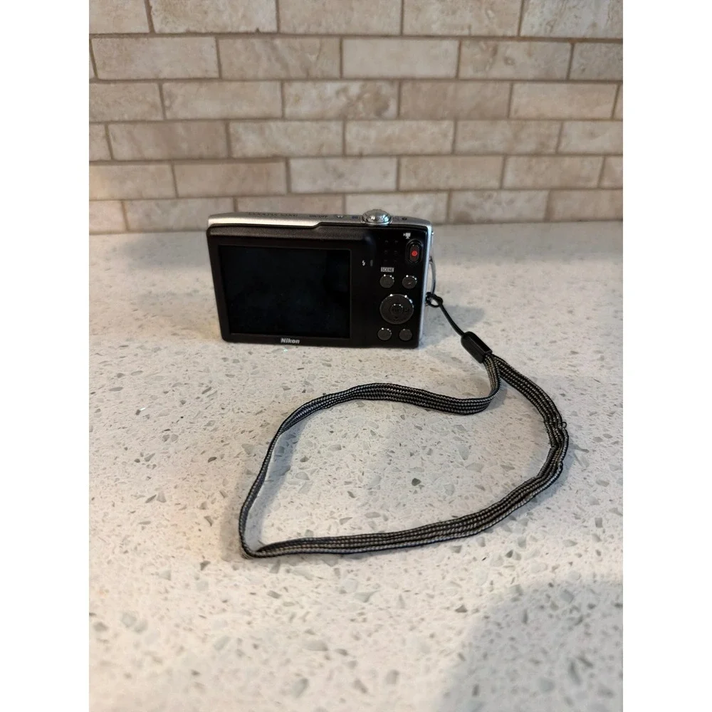 Panasonic Lumix Digital Camera Bundle‎ 2 Untested Parts Repair Lot Point Shoot